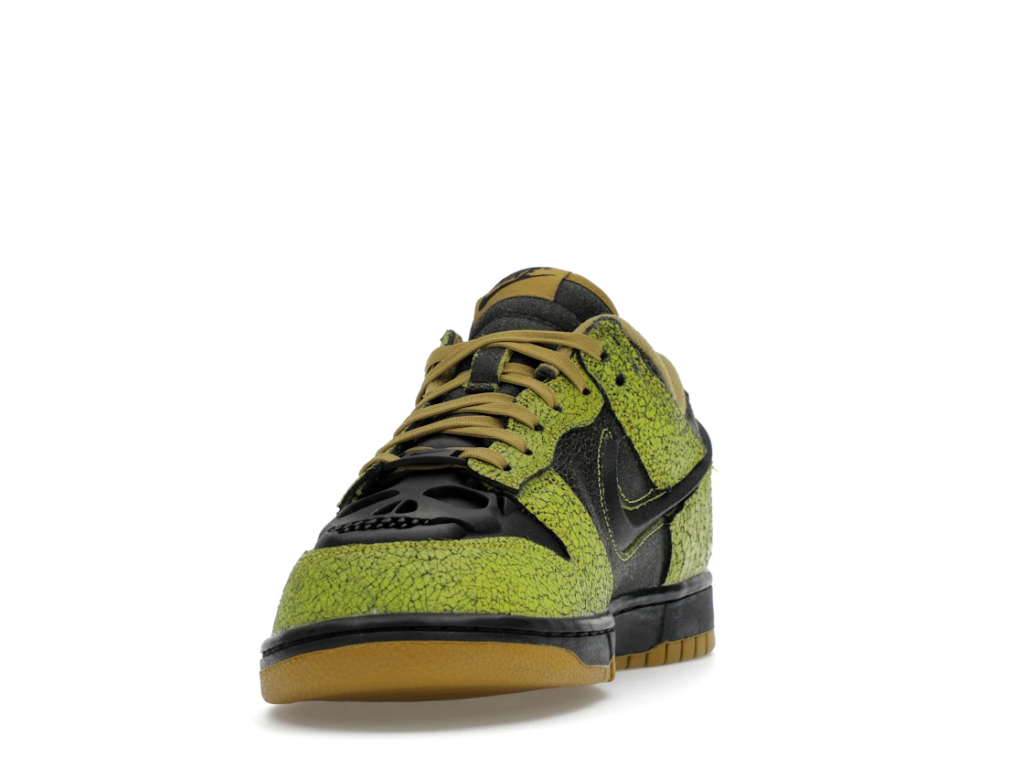 Nike Dunk Low Retro QS Halloween Skull