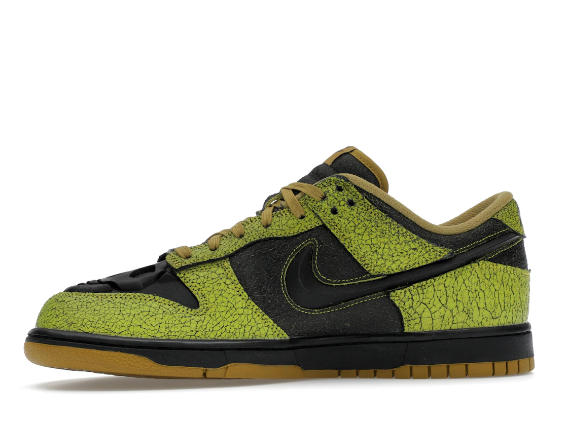 Nike Dunk Low Retro QS Halloween Skull