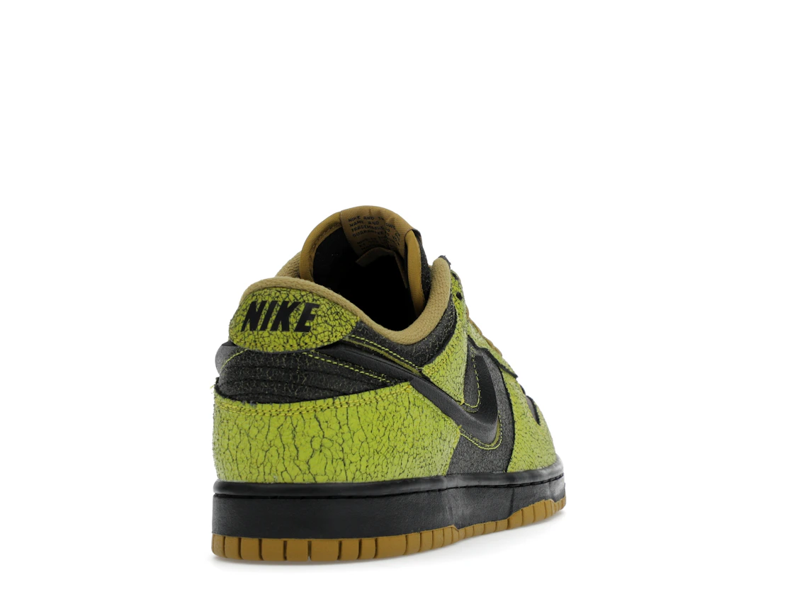 Nike Dunk Low Retro QS Halloween Skull