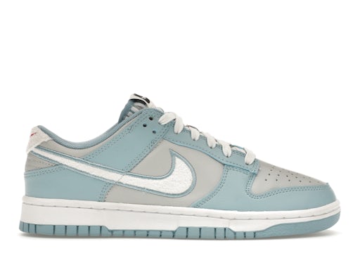 Nike Dunk Low Retro azul desgastado con Swoosh polar 0