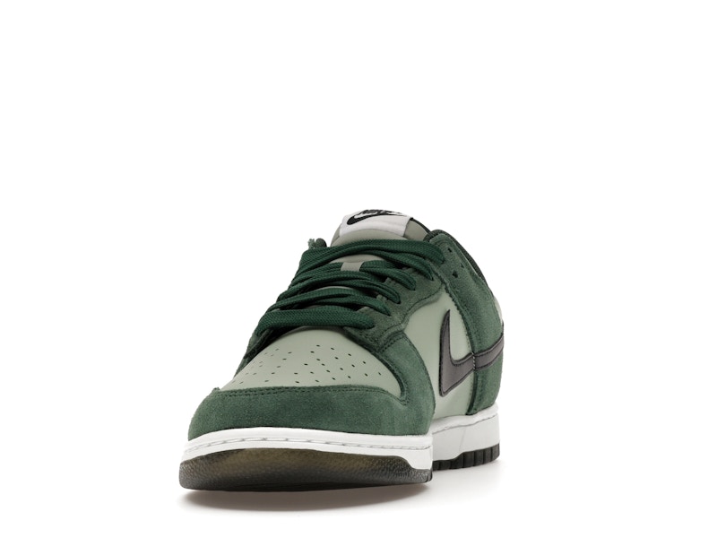 Nike Dunk Low Retro SE Jade Horizon Fir