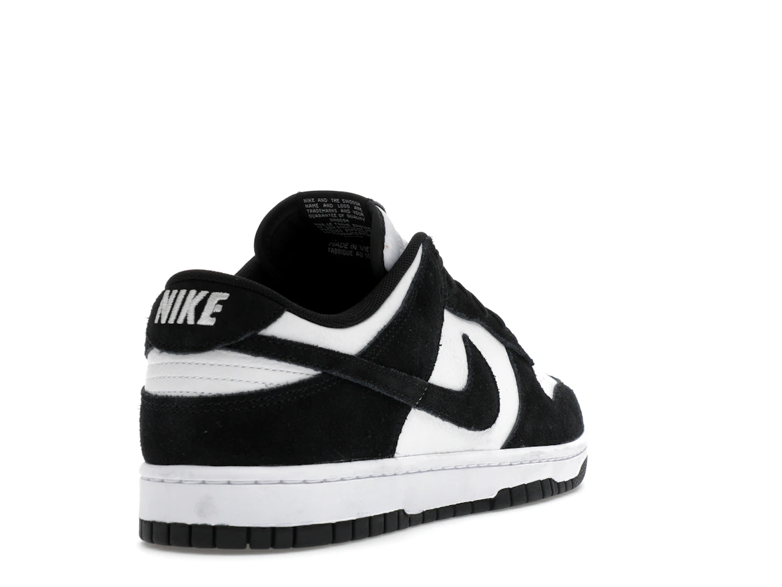 Nike Dunk Low Retro SE Suede Panda