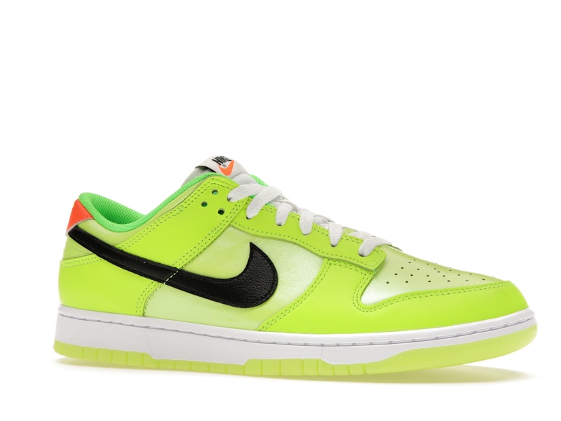 Nike Dunk Low SE Splash Volt