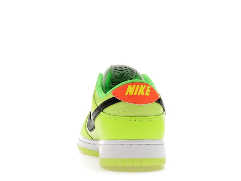 Nike Dunk Low SE Splash Volt