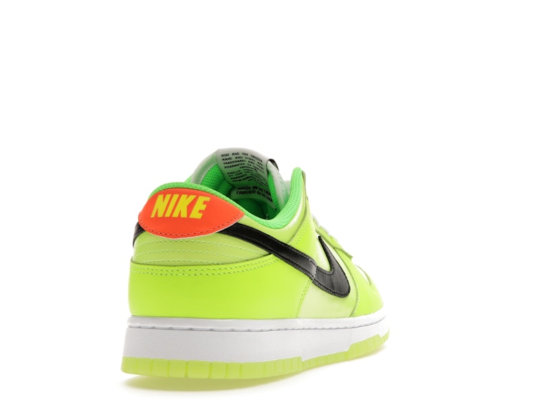 Nike Dunk Low SE Splash Volt