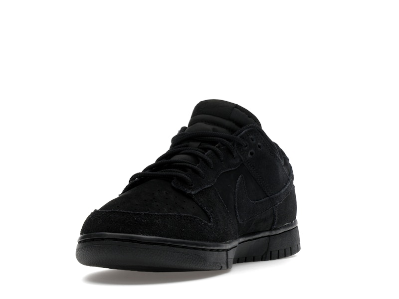 Nike Dunk Low SE Triple Black