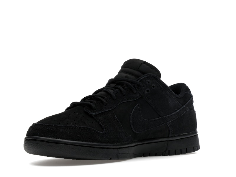 Nike Dunk Low SE Triple Black