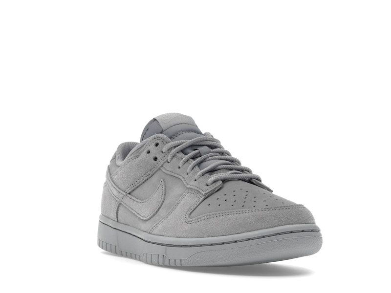 Nike Dunk Low SE Wolf Grey