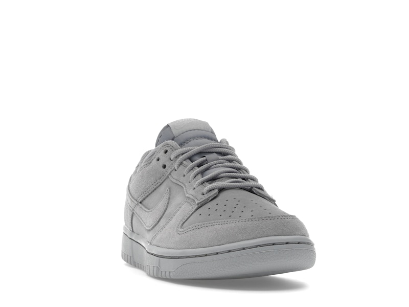 Nike Dunk Low SE Wolf Grey