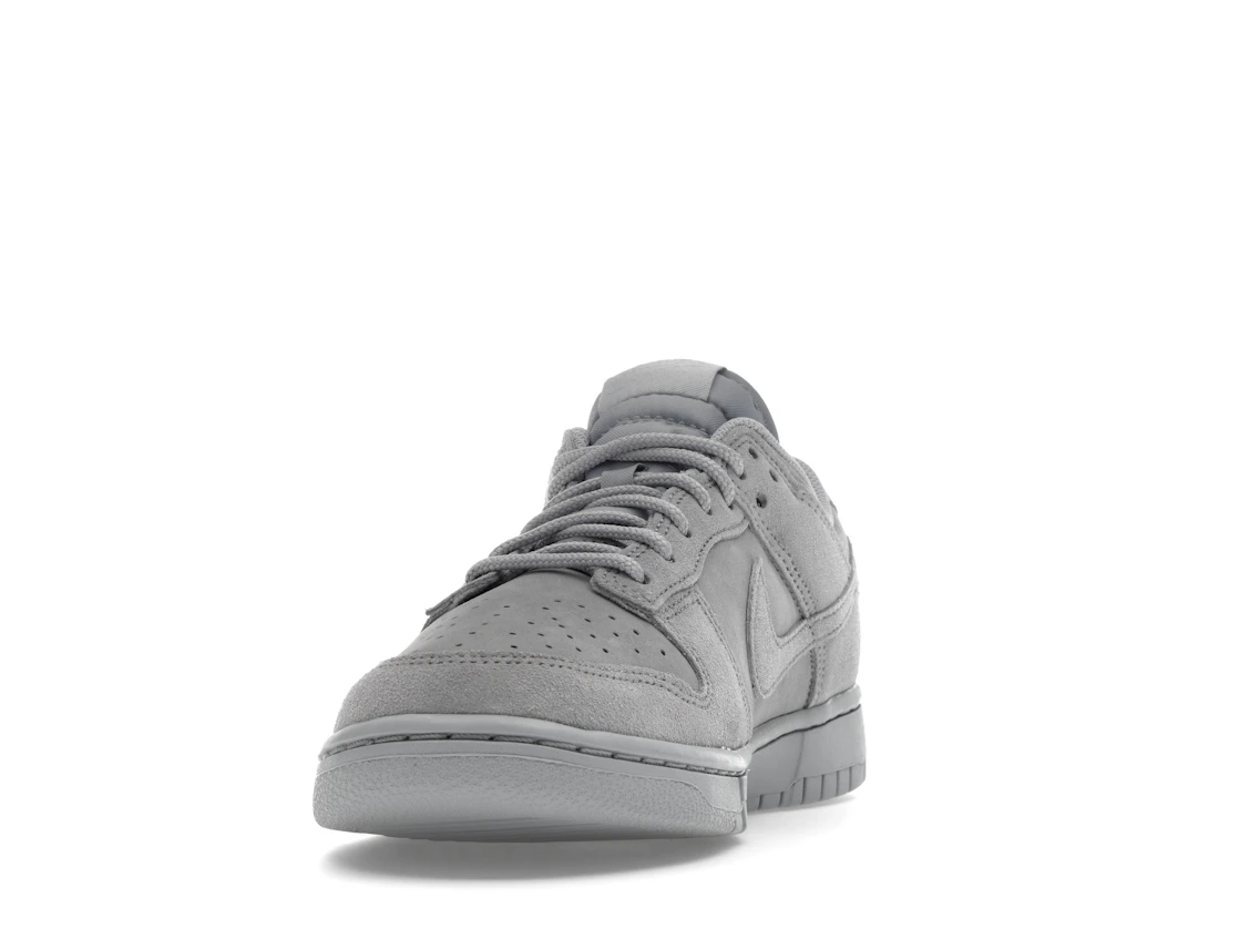 Nike Dunk Low SE Wolf Grey