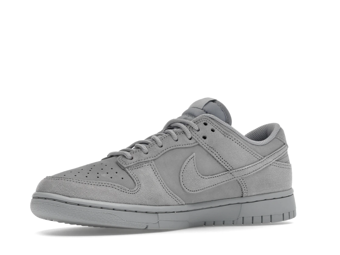 Nike Dunk Low SE Wolf Grey
