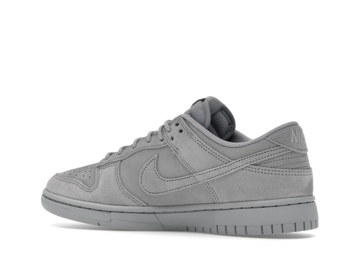 Nike Dunk Low SE Wolf Grey