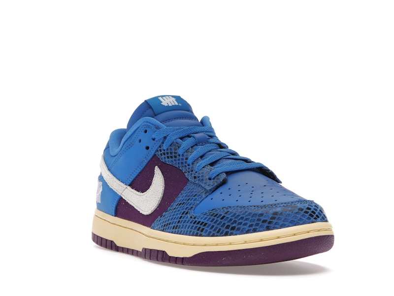 Nike Dunk Low Undefeated 5 On It Dunk vs. AF1