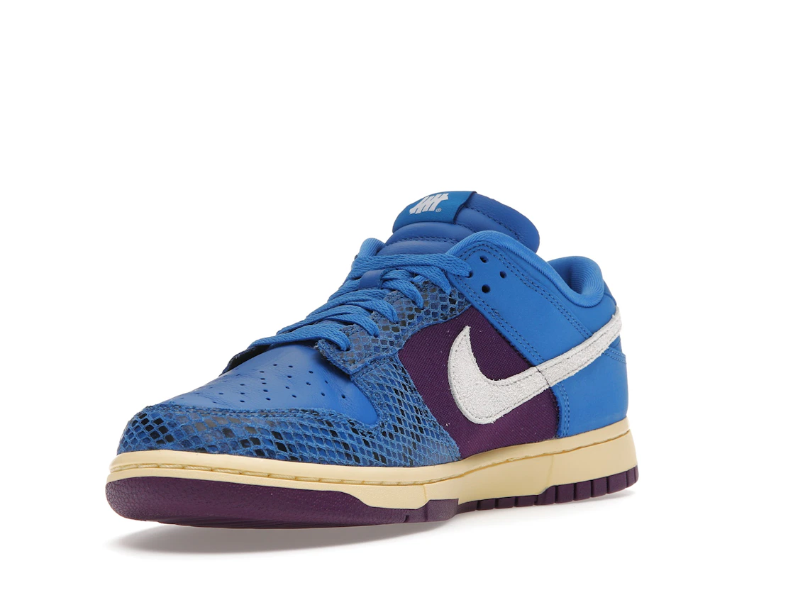 Nike Dunk Low Undefeated 5 On It Dunk vs. AF1