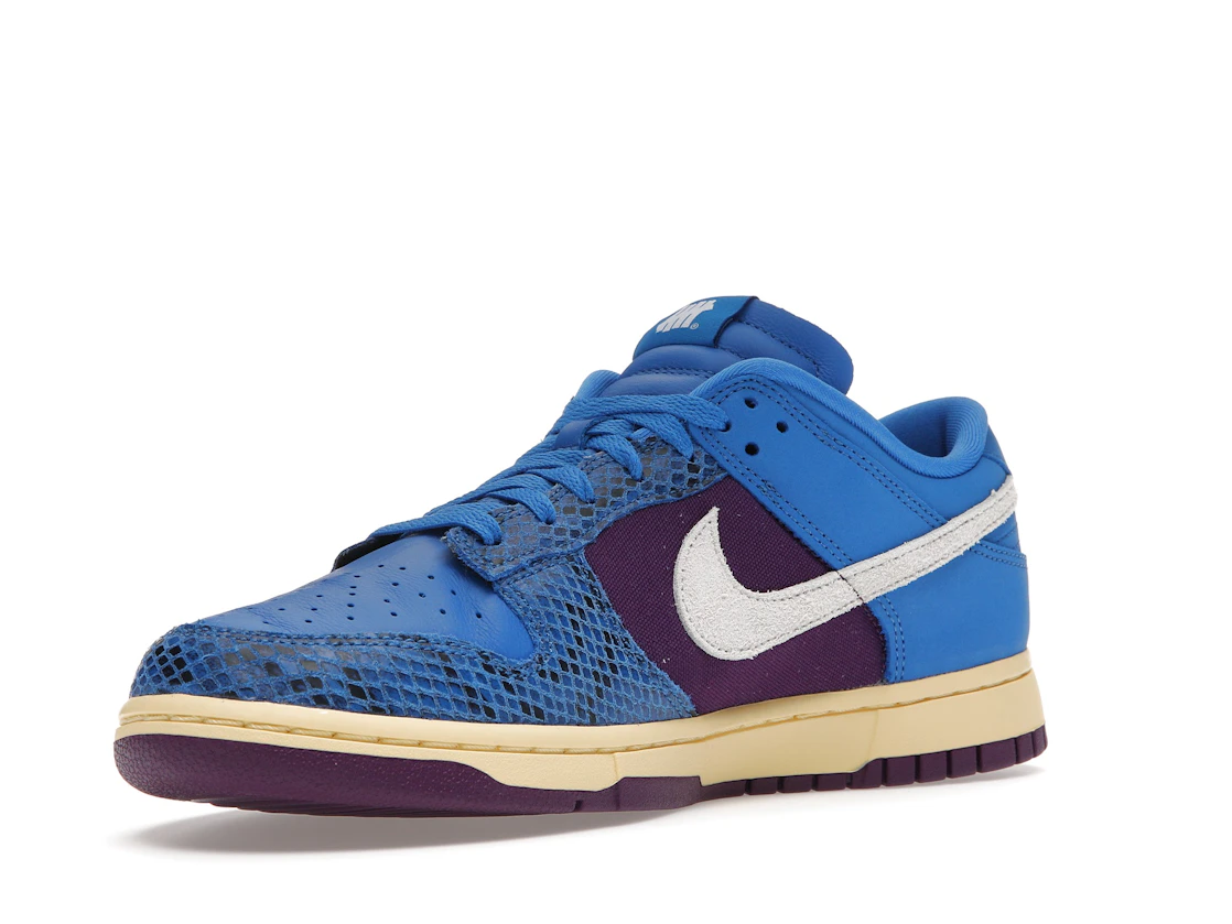 Nike Dunk Low Undefeated 5 On It Dunk vs. AF1