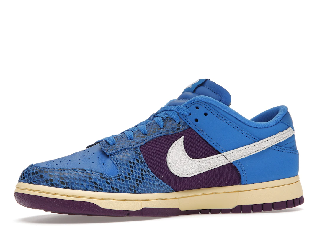 Nike Dunk Low Undefeated 5 On It Dunk vs. AF1