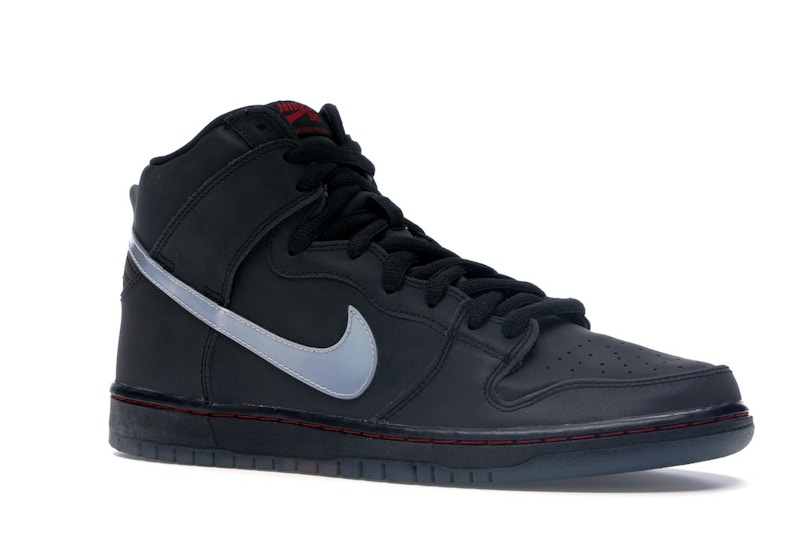 Nike dunk red bull clearance