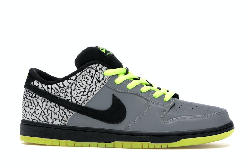 Nike SB Dunk Low DJ Clark Kent x Primitive 112
