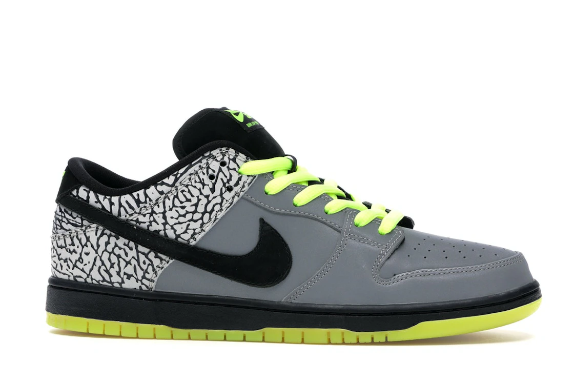 Nike SB Dunk Low DJ Clark Kent x Primitive 112