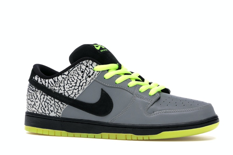 Nike SB Dunk Low DJ Clark Kent x Primitive 112