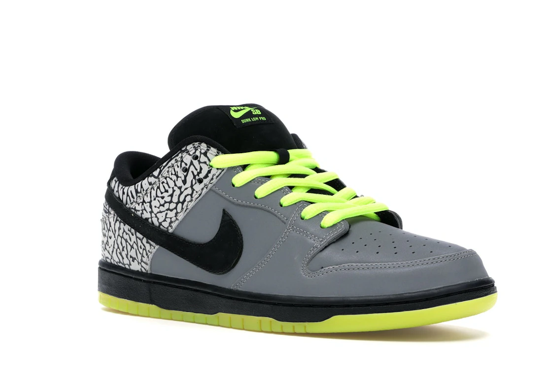Nike SB Dunk Low DJ Clark Kent x Primitive 112