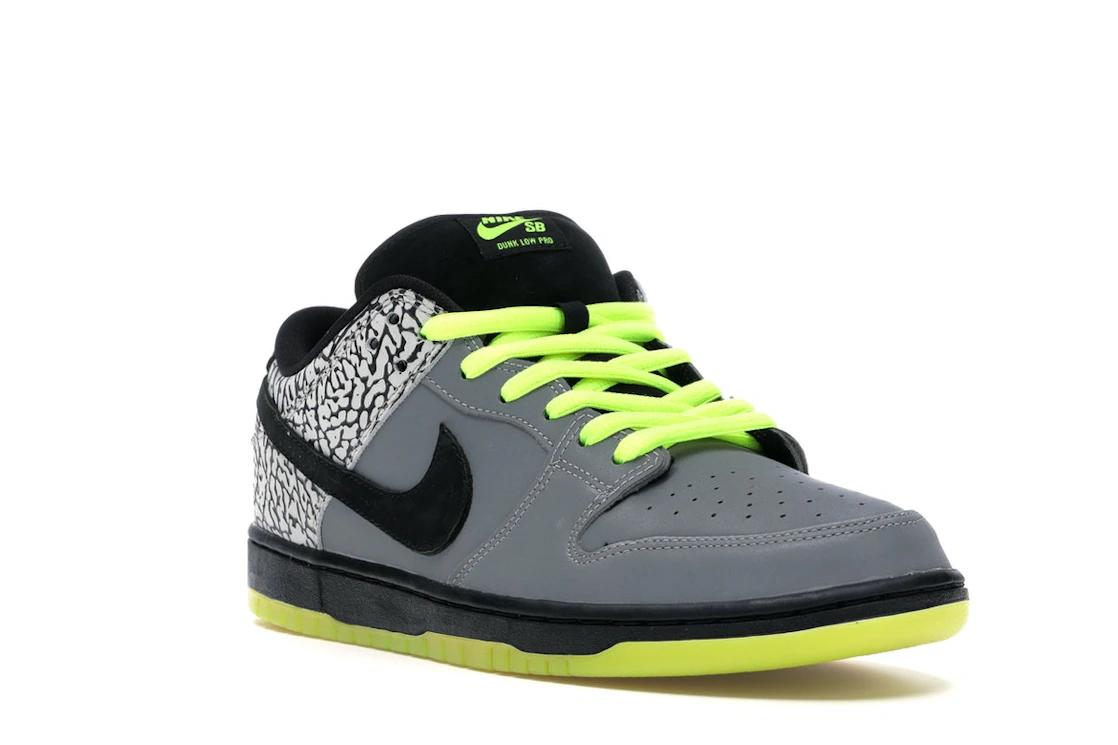 Nike SB Dunk Low DJ Clark Kent x Primitive 112