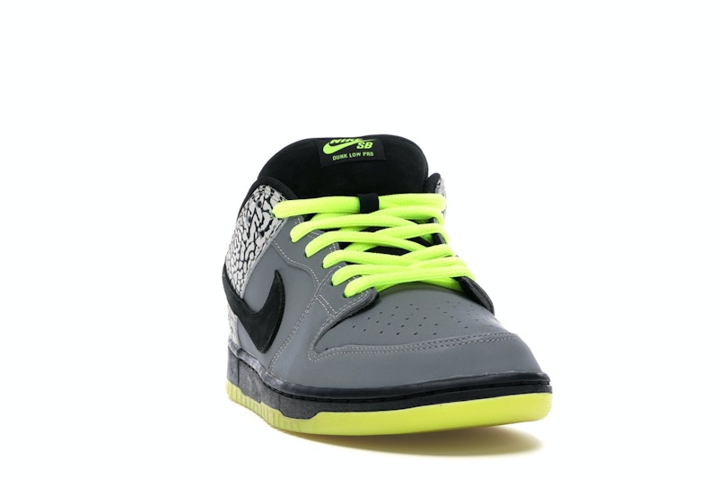 Nike SB Dunk Low DJ Clark Kent x Primitive 112