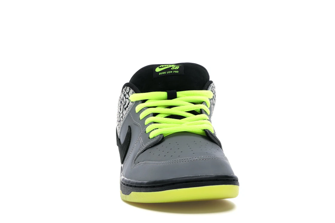 Nike SB Dunk Low DJ Clark Kent x Primitive 112