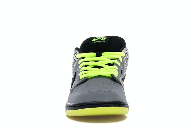 Nike SB Dunk Low DJ Clark Kent x Primitive 112