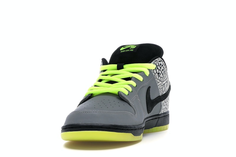 Nike SB Dunk Low DJ Clark Kent x Primitive 112