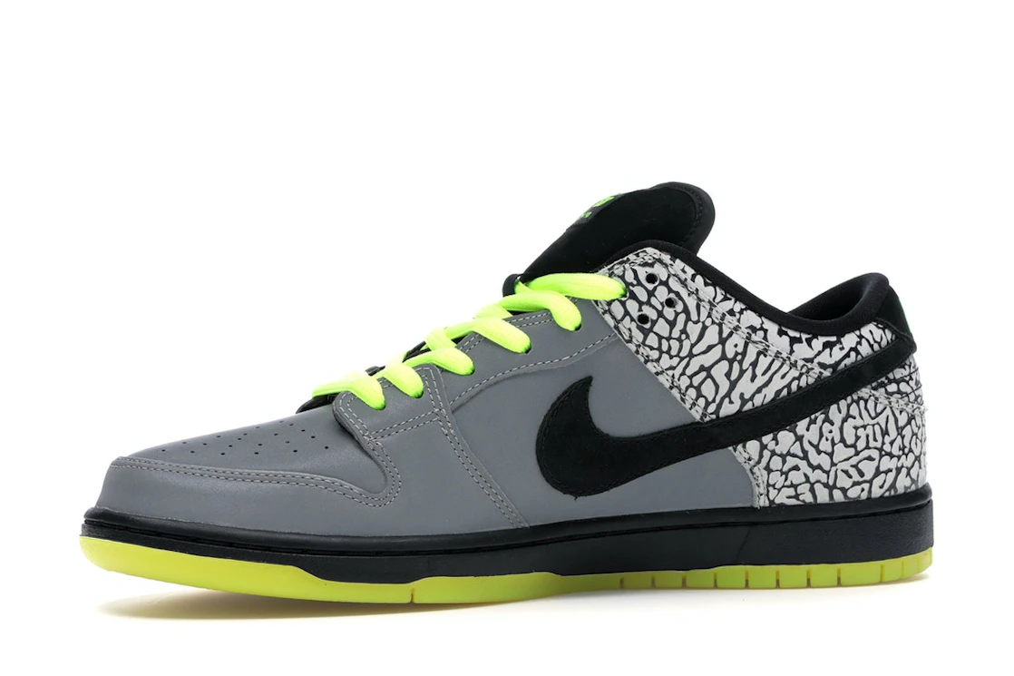 Nike SB Dunk Low DJ Clark Kent x Primitive 112
