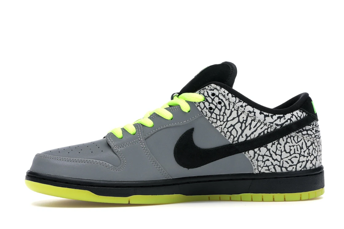 Nike SB Dunk Low DJ Clark Kent x Primitive 112