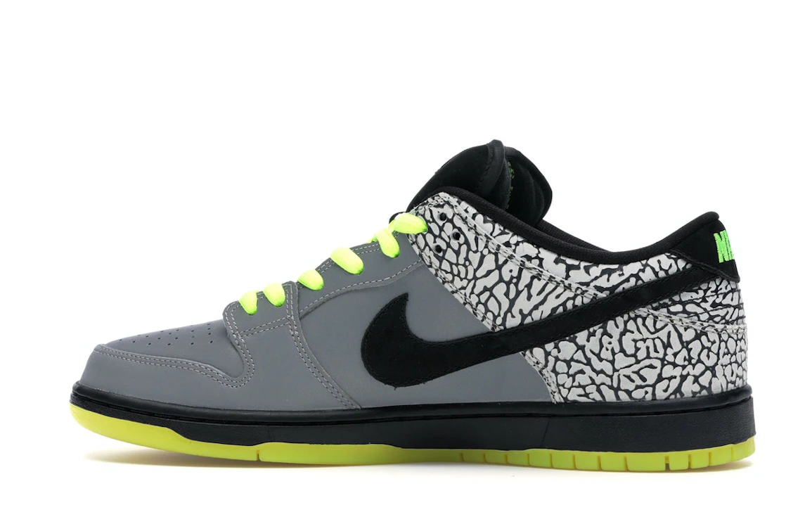 Nike SB Dunk Low DJ Clark Kent x Primitive 112
