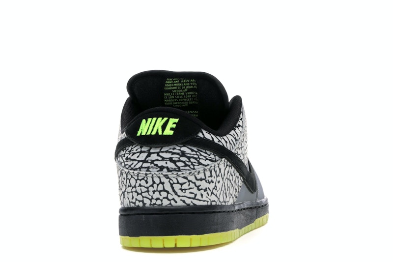 Nike SB Dunk Low DJ Clark Kent x Primitive 112
