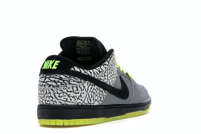 Nike SB Dunk Low DJ Clark Kent x Primitive 112