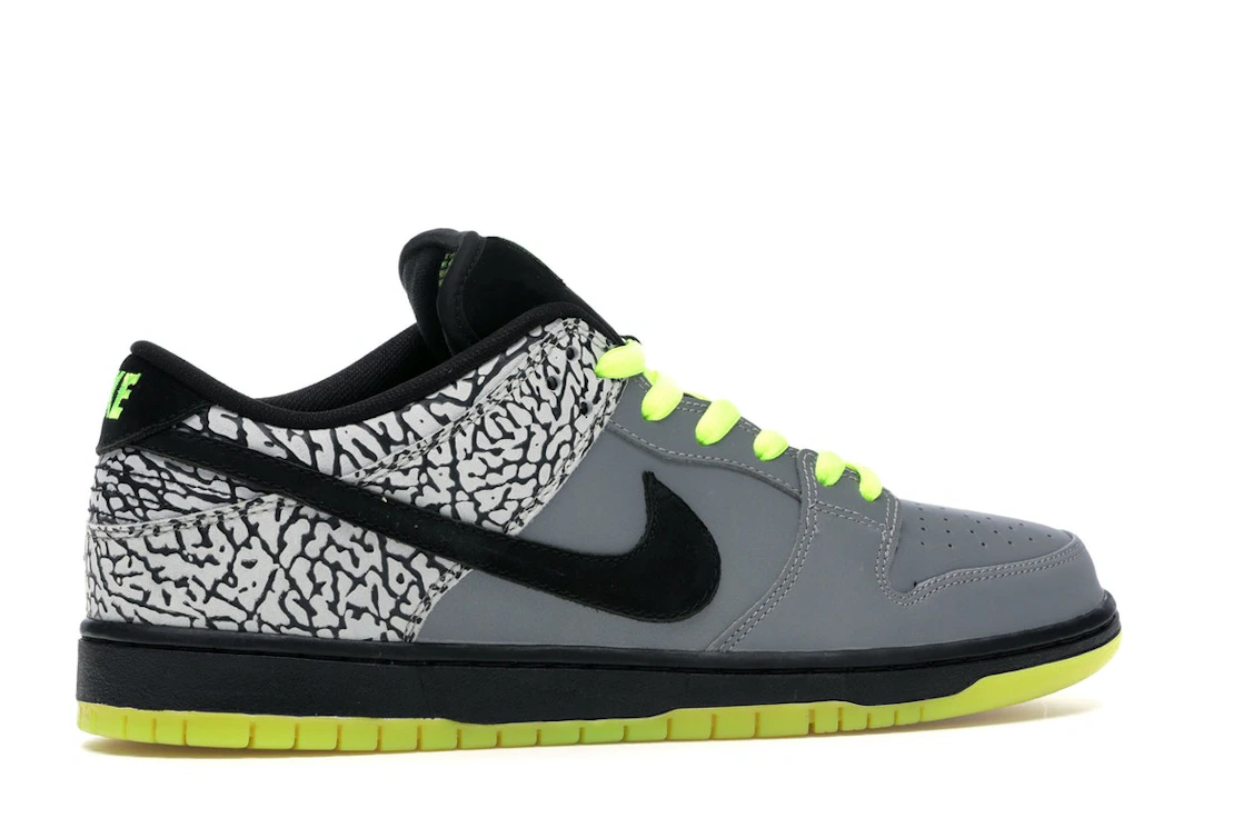 Nike SB Dunk Low DJ Clark Kent x Primitive 112