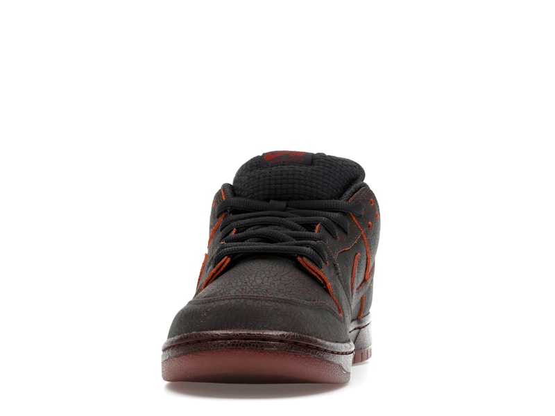 Nike Dunk SB Low Krampus