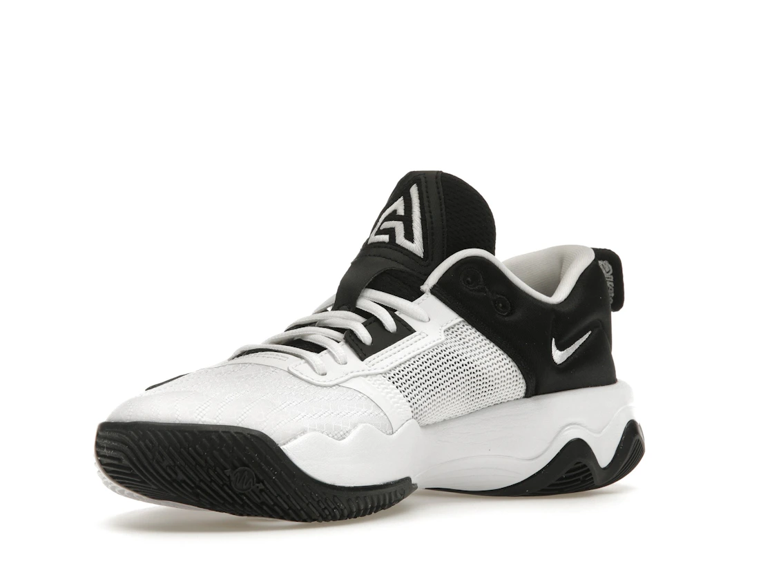 Nike Giannis Immortality 3 Oreo