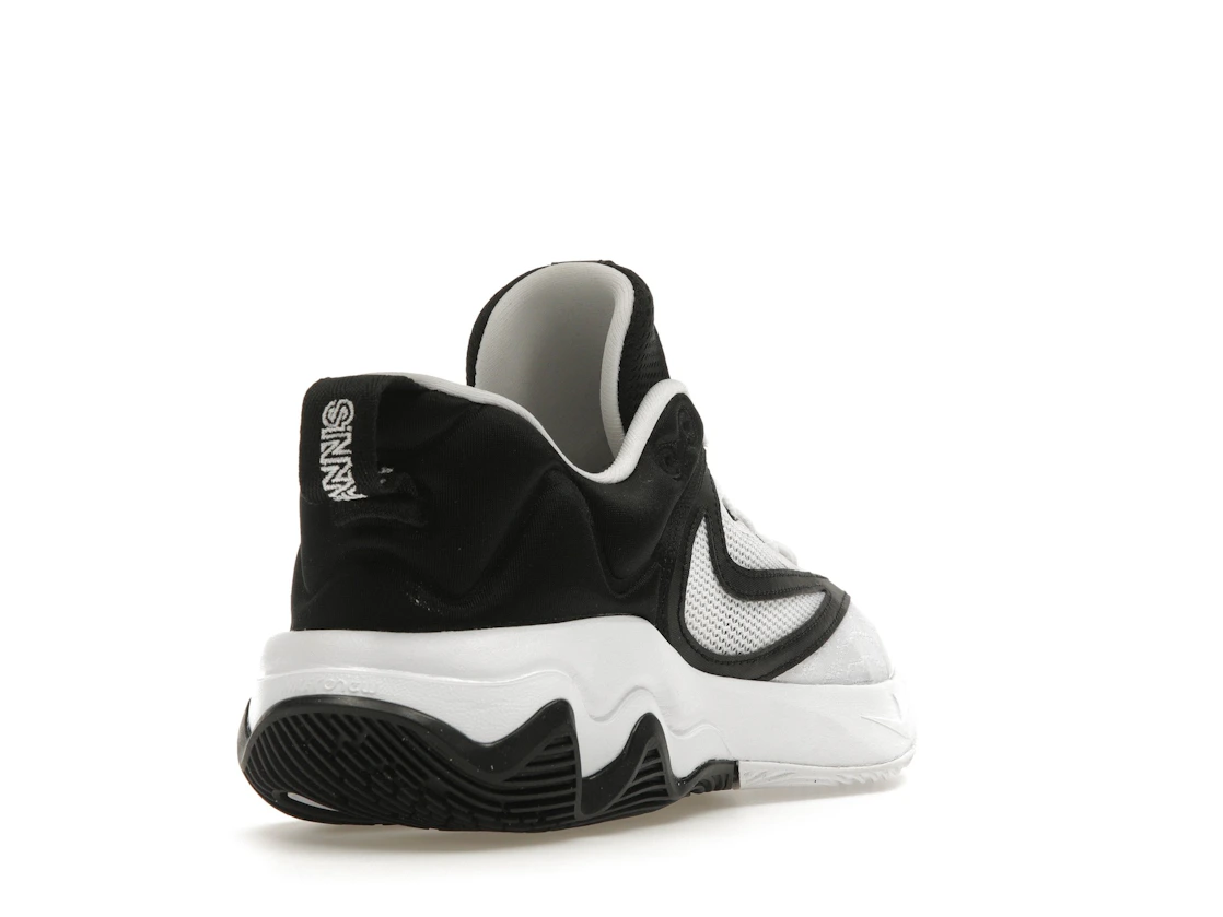 Nike Giannis Immortality 3 Oreo