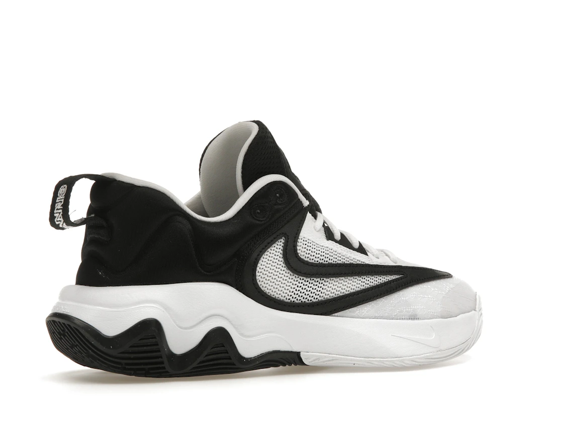 Nike Giannis Immortality 3 Oreo