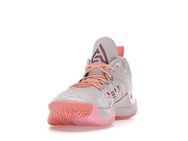 Nike Giannis Immortality Force Field Super Smoothie