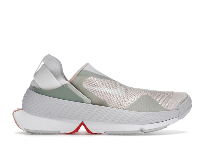 Nike hotsell flyease technology