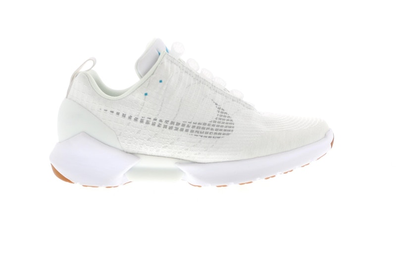 Vapormax 1.0 hotsell triple white