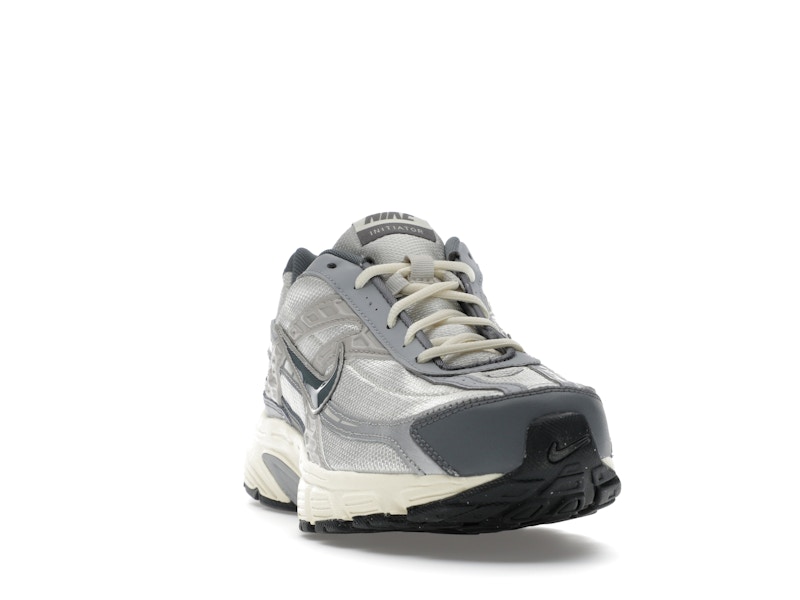 Nike Initiator Light Bone Smoke Grey