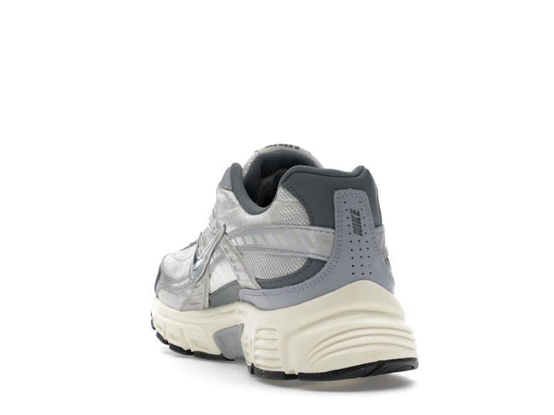 Nike Initiator Light Bone Smoke Grey