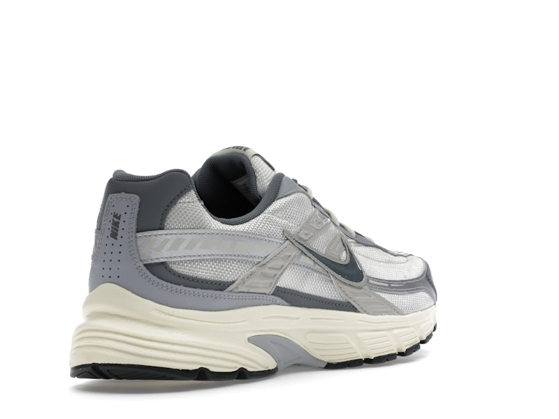 Nike Initiator Light Bone Smoke Grey