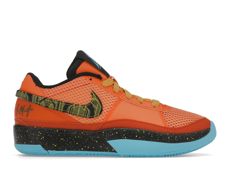 Bright sneakers clearance nike