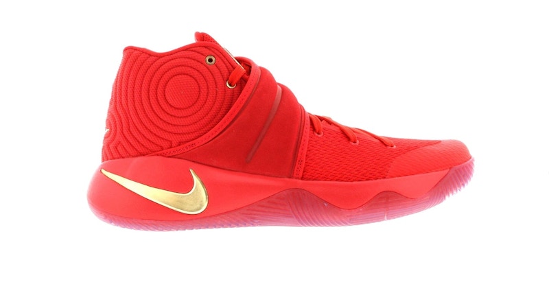 Nike Kyrie 2 Gold Medal