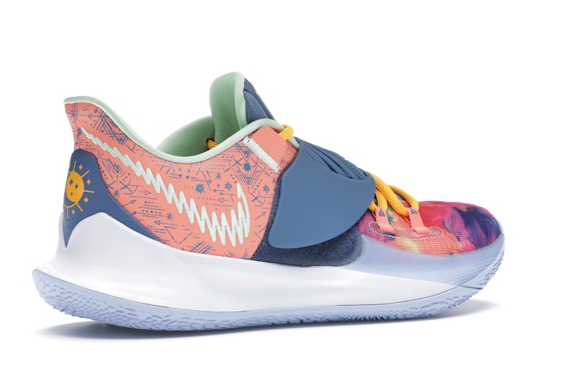Kyrie low 3 pink clearance