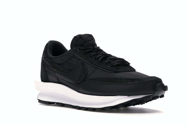 Nike sacai black and white clearance